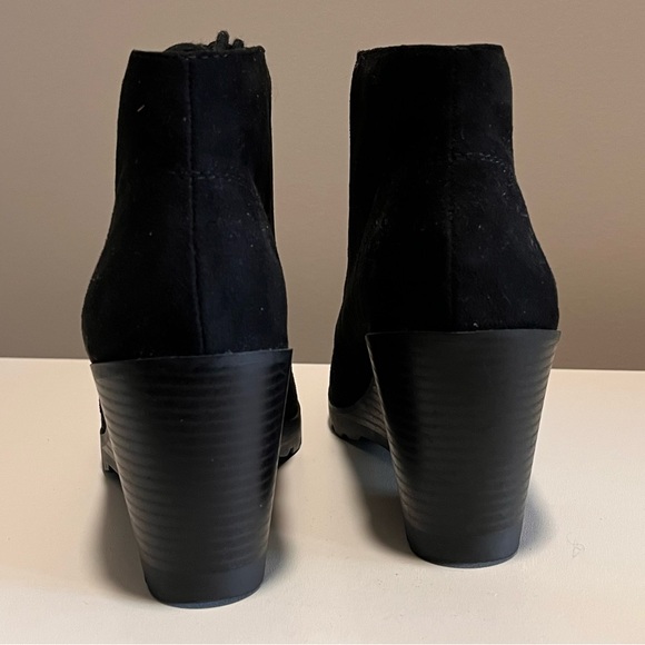 Soda black wedge bootie Sz8 - Picture 3 of 5